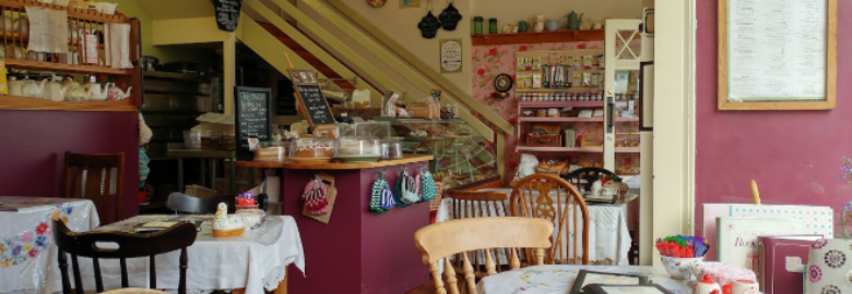 Helen's Bakehouse "TEA & SNUG Rooms"